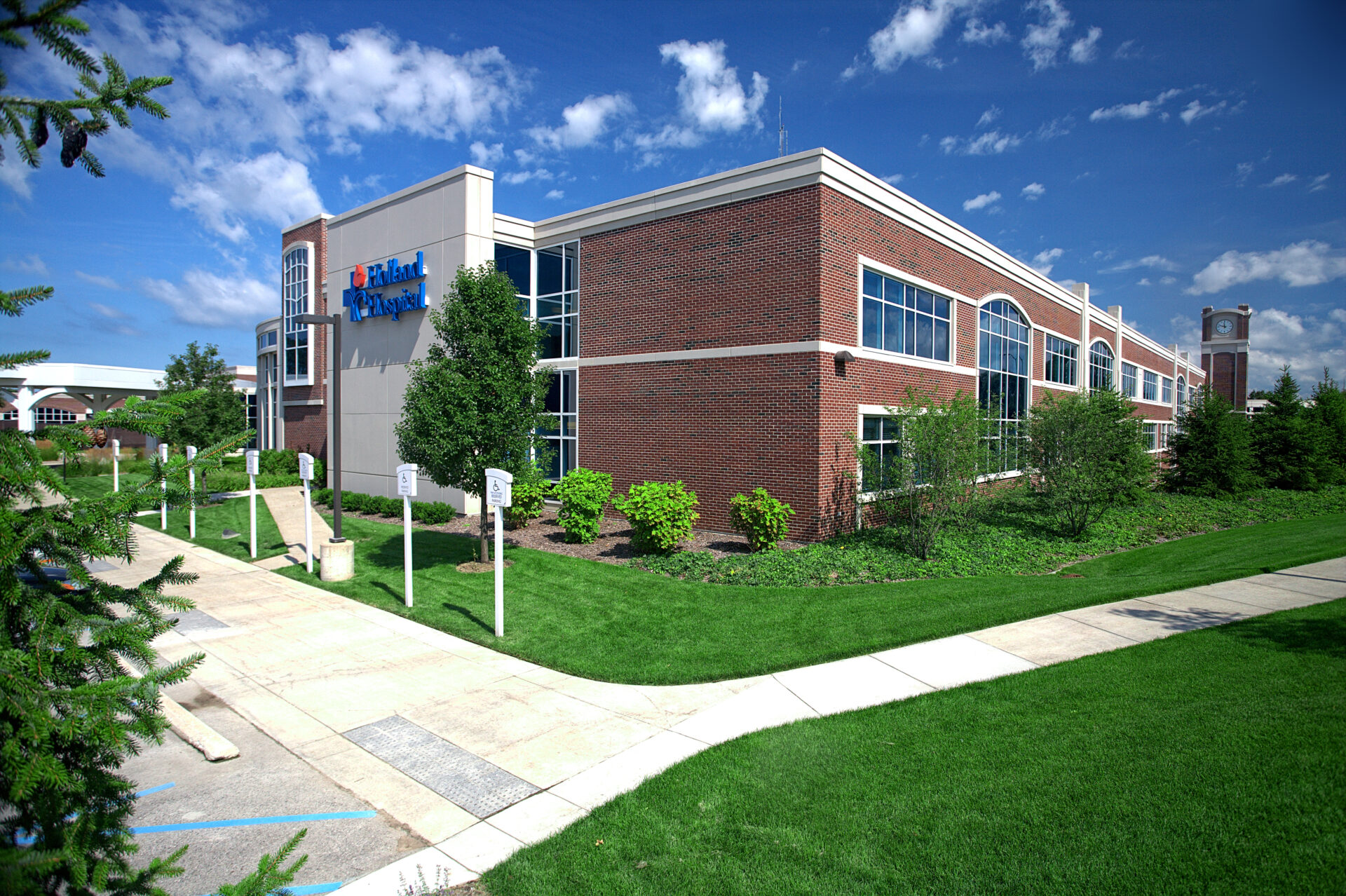 Holland Hospital - EV Construction