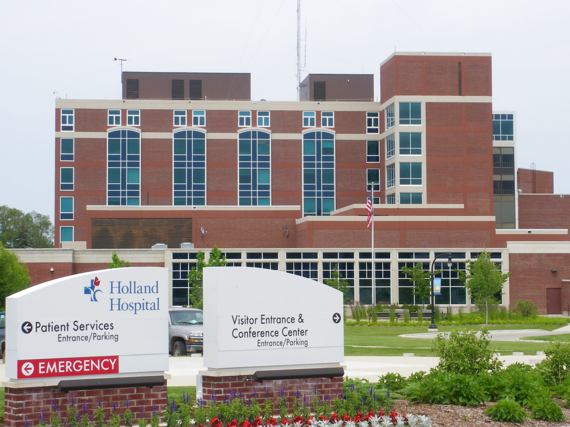 Holland Hospital - EV Construction