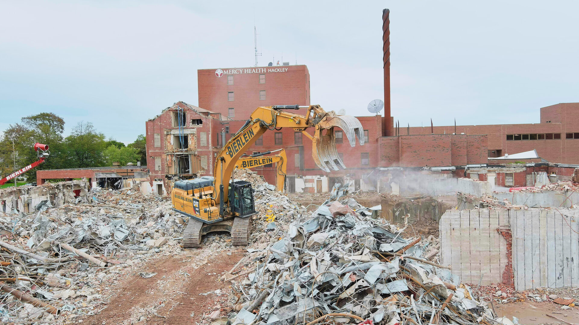 Demolition of Mercy Health Hackley Hospital Muskegon Michigan