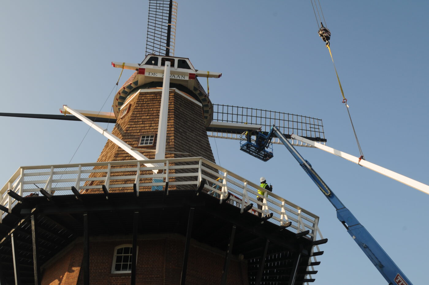 Holland's De Zwaan Windmill repairs and restoration projects EV Construction
